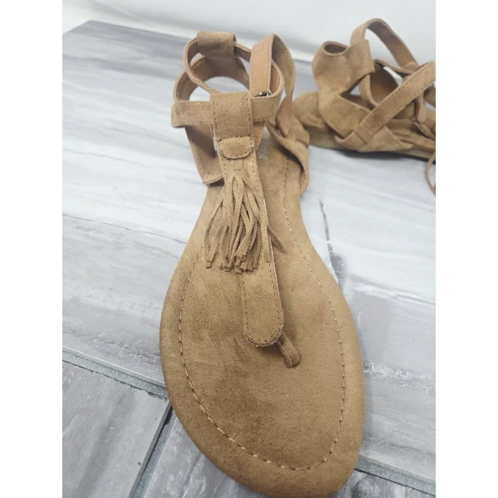 Lime Light Mocassin Tassle Suede Leather Toe Thong Sandal Brown Size 8.5